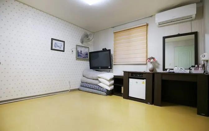 Boryeong Nagwon Beachtel