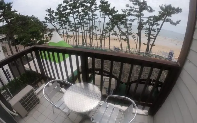 Boryeong Paradise Pension Motel