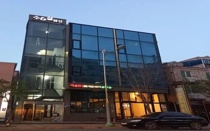 Boryeong Su and Seol Pension