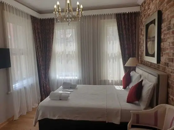 Bosphorus Bridge Hotel