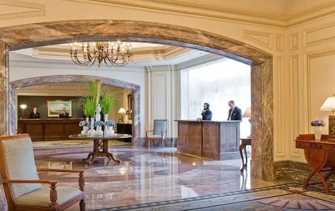 Boston Harbor Hotel - Lobi