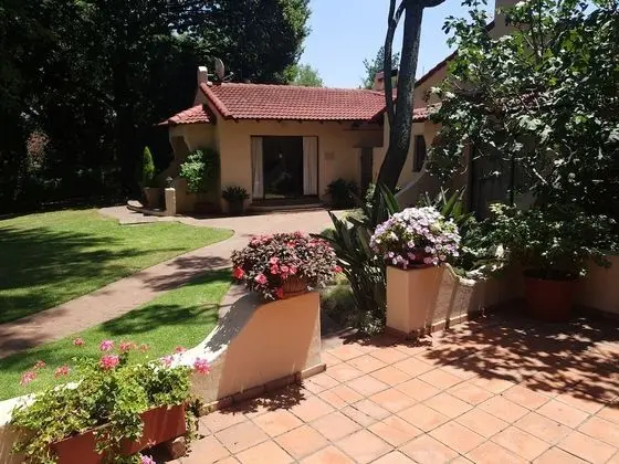 Villa Botanica Executive Guest House - Oda Düzeni