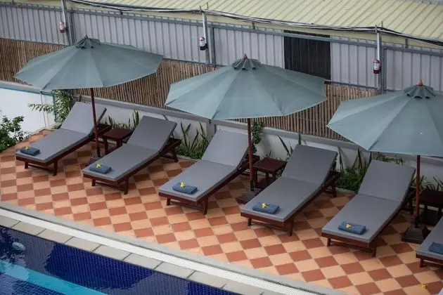 Botoum Hostel - Havuz