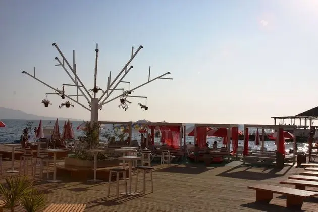 Bougainville Bay Hotel - Plaj