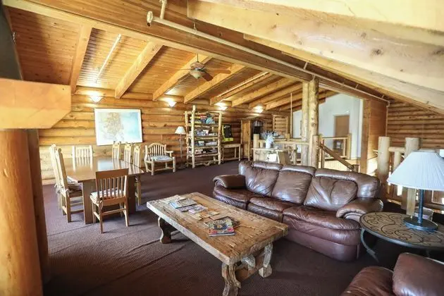 The Boulder Creek Lodge - Lobi