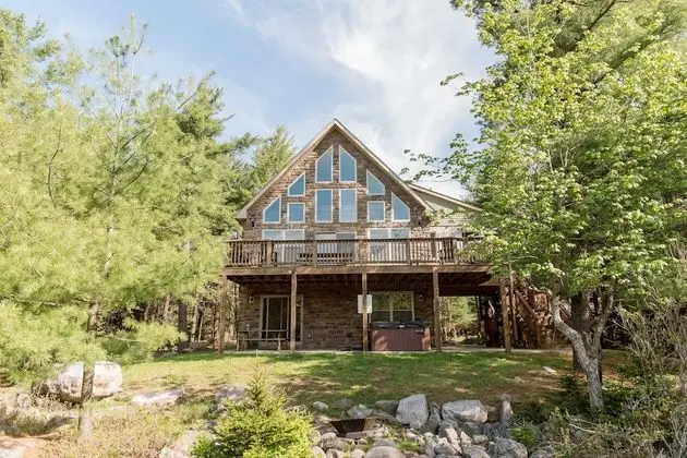 Boulder Field Lodge ~ HOT TUB ~ Free Linens