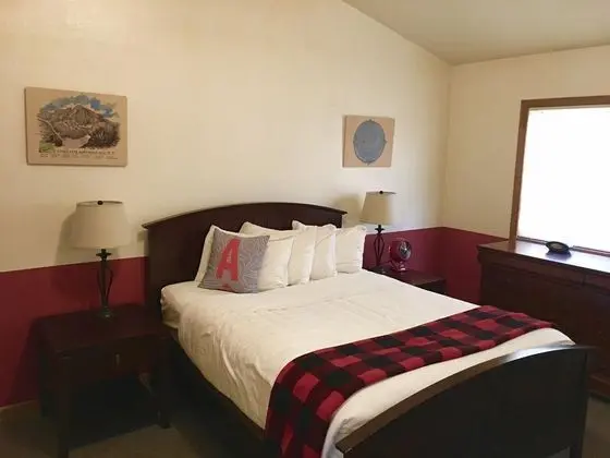 Boulder Mountain Lodge