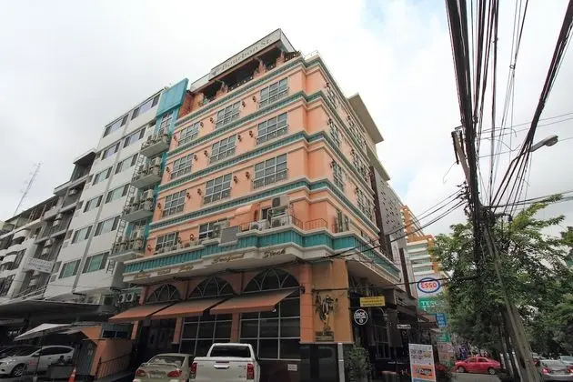 Bourbon St Boutique Hotel