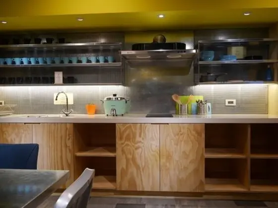Bouti City Capsule Inn - Hostel - Mutfak