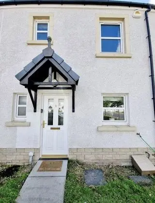 Boutique 3-bed Home with Free Parking in Glasgow - Dış Mekan