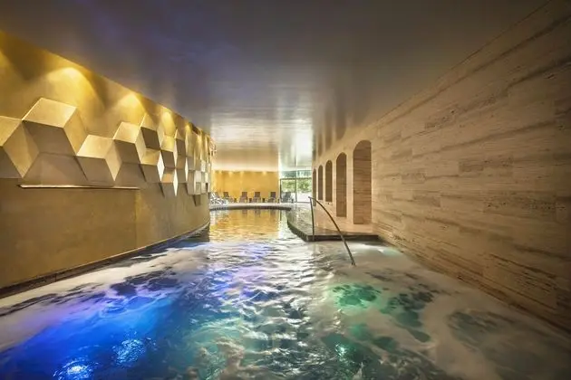 Boutique Hotel Alhambra - Havuz