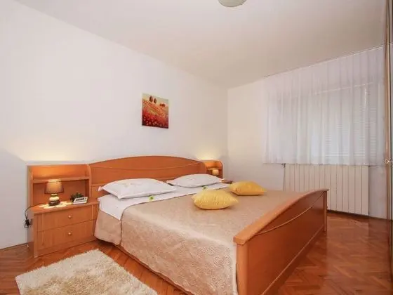 Boutique Apartment With Garden in Trogir - Oda