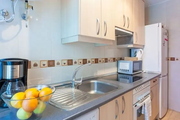 Boutique Apartments in the Heart of Madrid - Mutfak