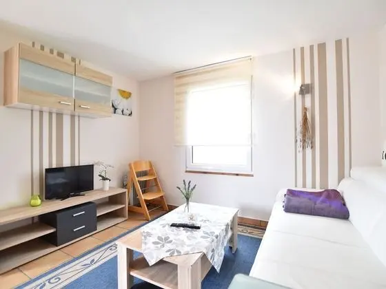 Boutique Bungalow in Insel Poel With Terrace - Oda Düzeni