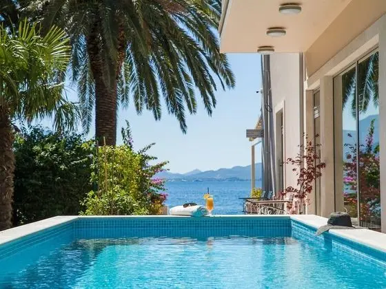 Boutique Hotel Casa Del Mare - Blanche - Havuz