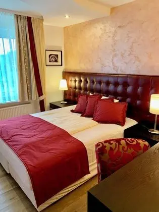 Boutique Hotel Goldene Henne - Öne Çıkan Resim