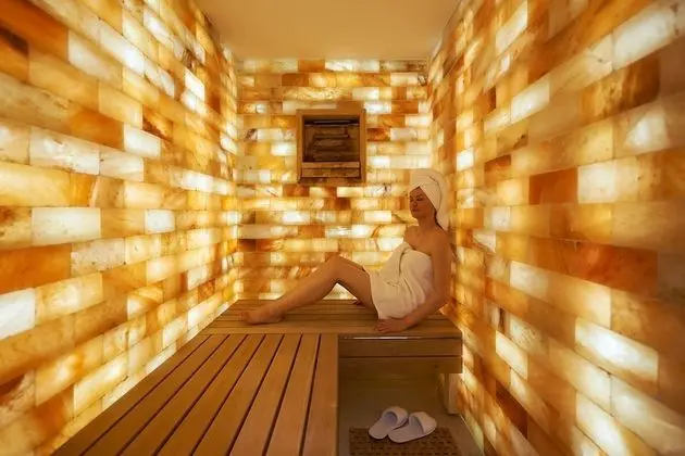 Boutique Hotel Herzhof Garni - Apartments - Spa