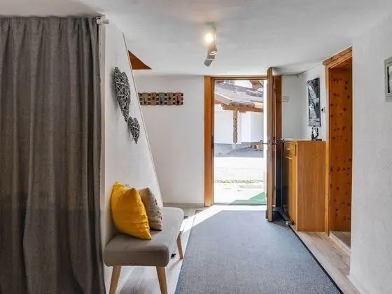 Boutique Holiday Home in Längenfeld near Ski Bus Stop - Lobi