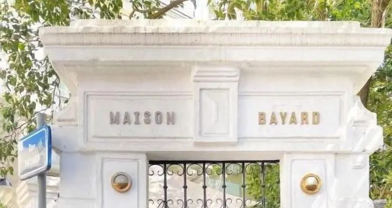Boutique Hôtel Maison Bayard - Dış Mekan