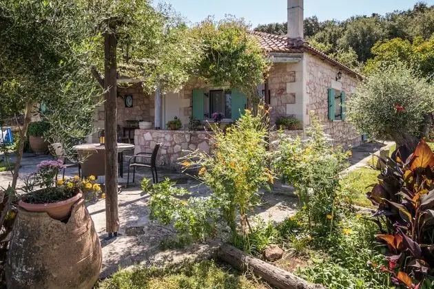 Boutique Villa Petra Eleni - Dış Mekan