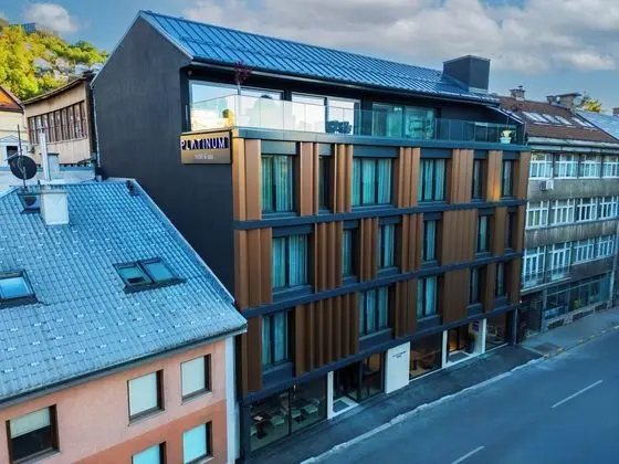 Boutique Hotel PLATINUM - Dış Mekan
