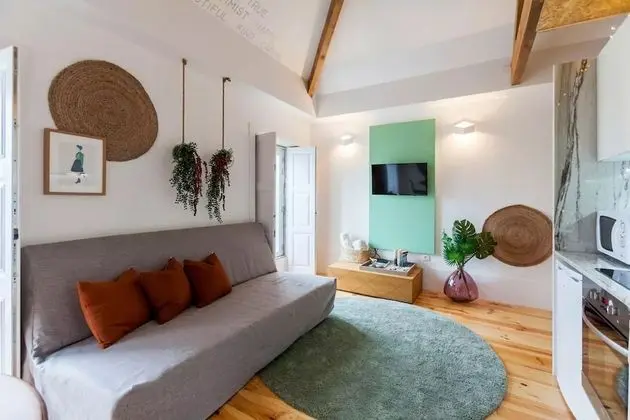 Boutique Rentals - Republica's Garden Studio with views