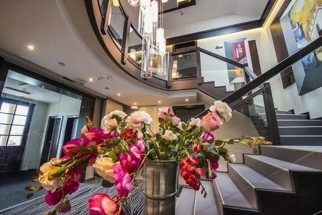 Boutique Hotel Villa ZAUBER - Lobi