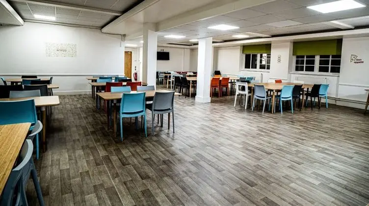 Bowden Court - Yerinde Yemek