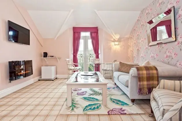 Bowness Bay Suites - Adults only - Oda Düzeni