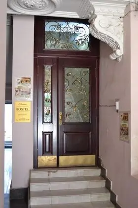 Box Hotel Valiano - Dış Mekan