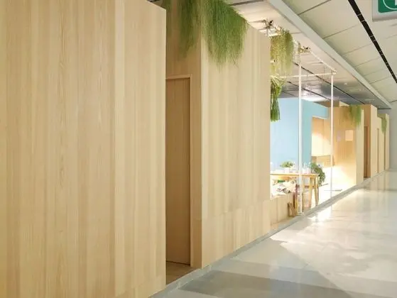 Boxtel at Suvarnabhumi Airport - Dış Mekan