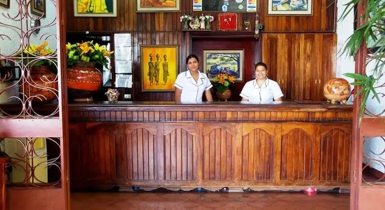 Hotel Boyeros - Lobi