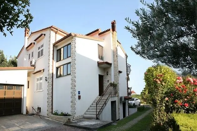 Božana - With Parking - A1