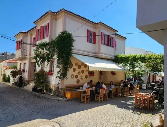 Bozcaada Biz Otel