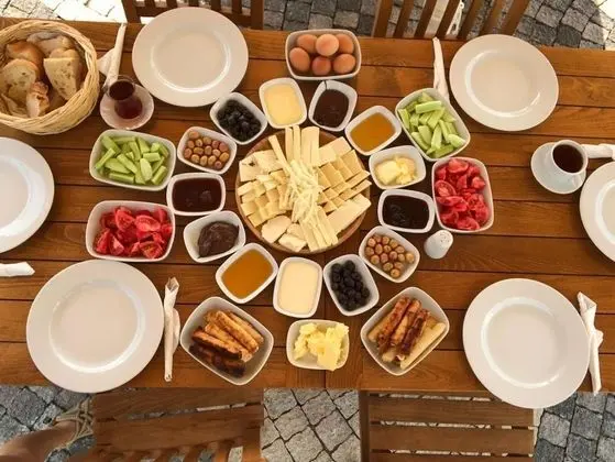 Bozcaada Ersin Konak - Yerinde Yemek