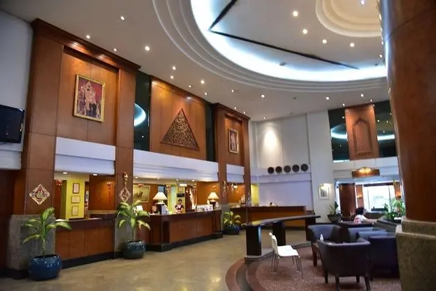 BP Grand Tower Hotel - Lobi