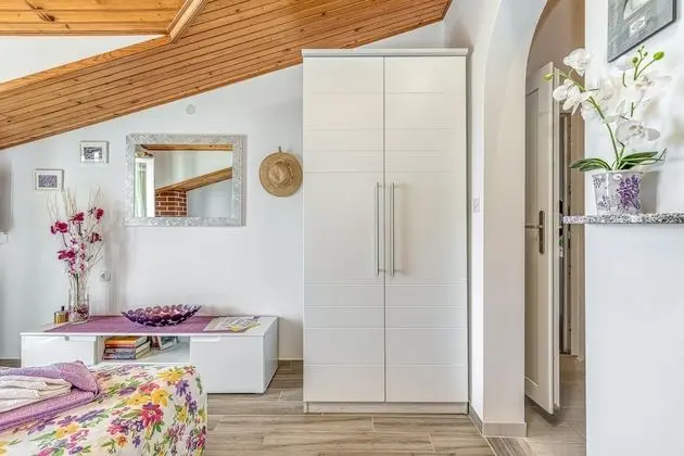 Bra? Island Studio Mladineo A2 - İç Mekan