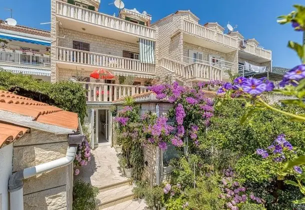 Bra? Island Suite Mladineo A4 - Dış Mekan
