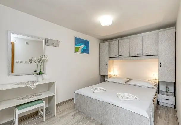 Bra? Island Suite Mladineo A4 - Oda