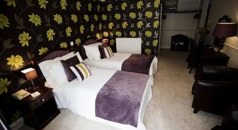 Brackenborough Hotel