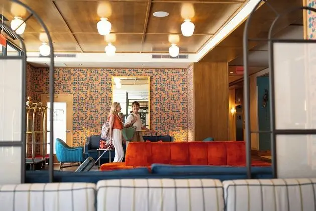 The Bradley Hotel - Lobi