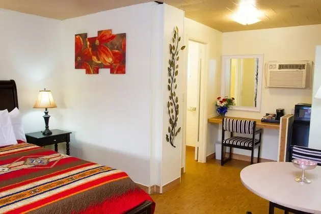 Brad's Desert Inn - Oda Düzeni