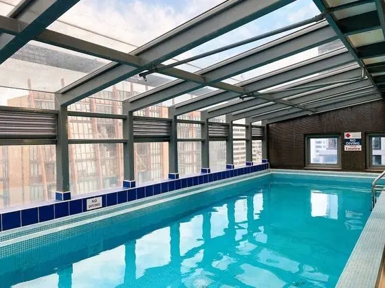 Brady Apartment Hotel Flinders Street - Havuz