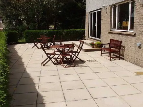 Braeburn Guest House