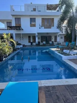 Bramble Beach Villa - Havuz