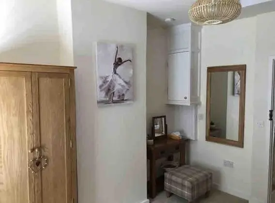 Bramble Cottage With Parking - İç Mekan