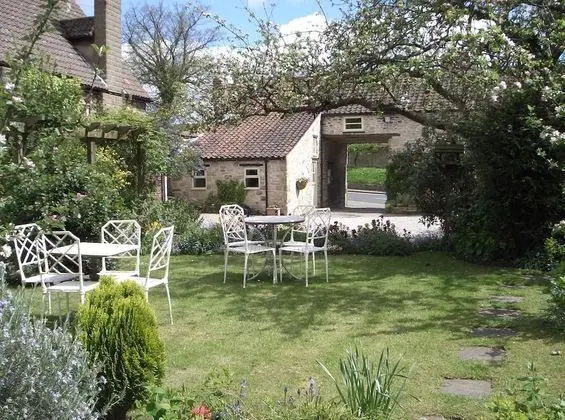 Bramwood Cottages