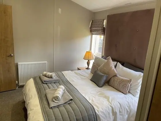 Brand new 2 Bedroom Luxury Lodge Sleeps 6 - Oda