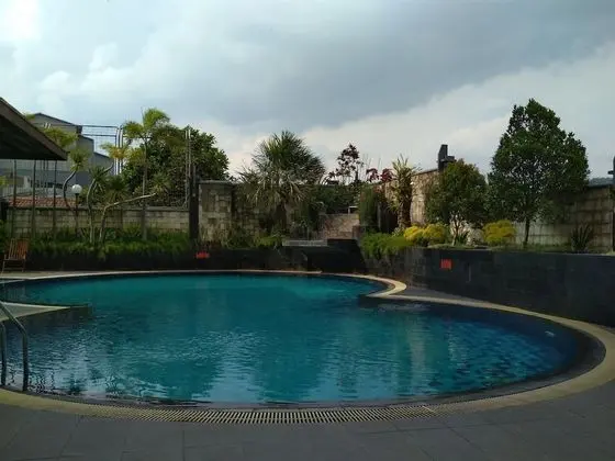 Brand New 2BR Grand Setiabudi Apartment