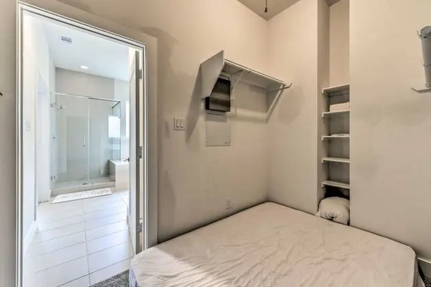 Brand New 3 Story Modern Home - Oda